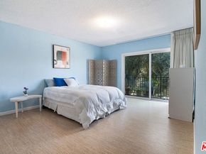 5252 Coldwater Canyon Avenue 214, Sherman Oaks CA 91401