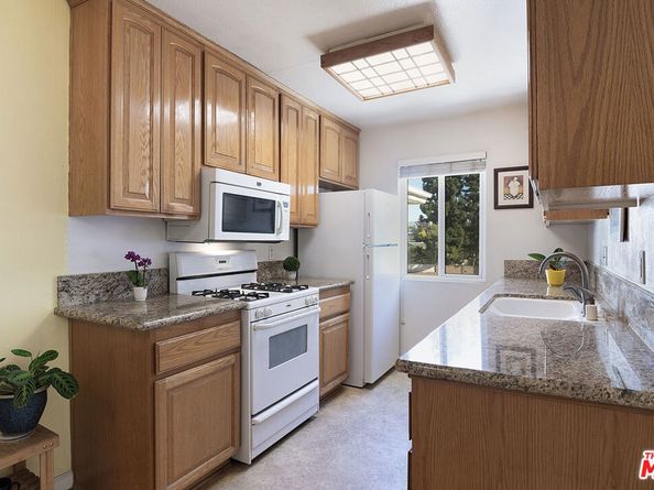 5252 Coldwater Canyon Avenue 214, Sherman Oaks CA 91401