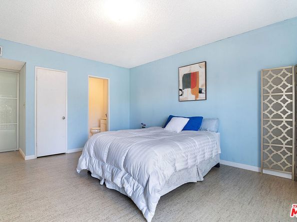 5252 Coldwater Canyon Avenue 214, Sherman Oaks CA 91401