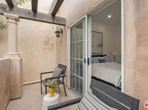 1311 Centinela Avenue 3, Santa Monica CA 90404