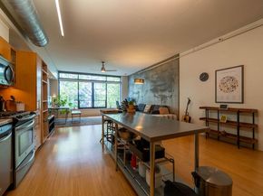 1111 S Grand Avenue 605, Los Angeles CA 90015