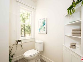 1277 W West Boulevard, Los Angeles CA 90019