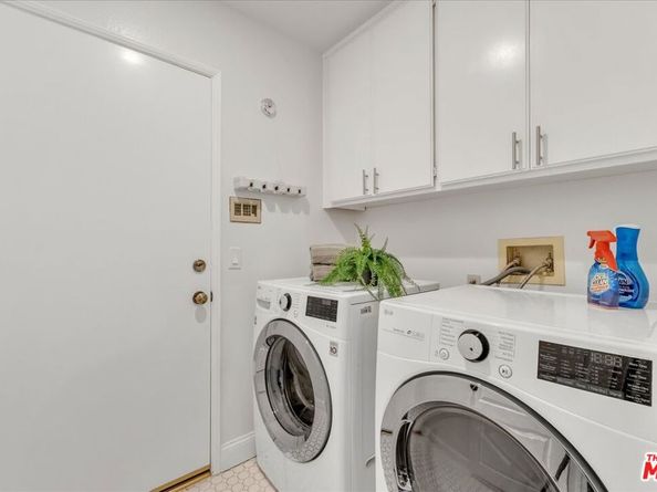 5196 Brian Lane, Encino CA 91436