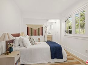 919 Venezia Avenue, Venice CA 90291