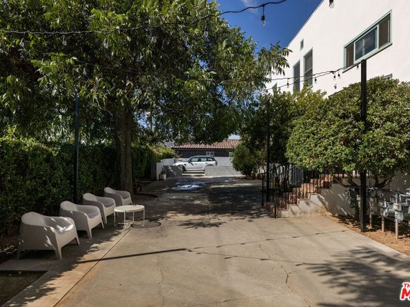 2191 El Sereno Avenue, Altadena CA 91001