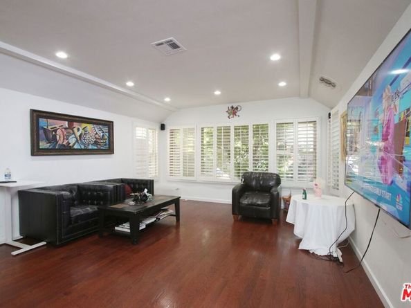 1807 Cochran Place, Los Angeles CA 90019