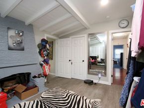 1807 Cochran Place, Los Angeles CA 90019