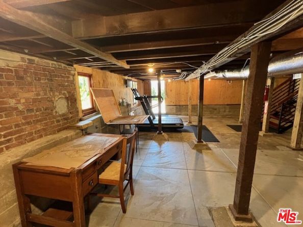 1340 Carroll Avenue, Los Angeles CA 90026
