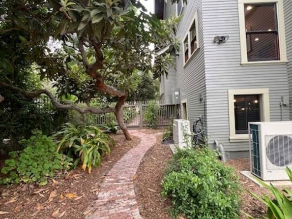 1340 Carroll Avenue, Los Angeles CA 90026