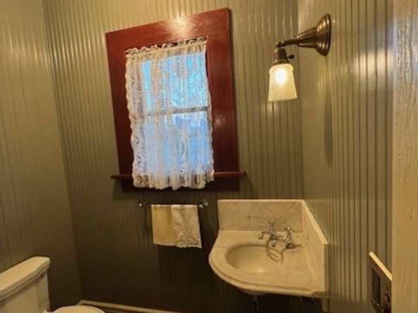 1340 Carroll Avenue, Los Angeles CA 90026