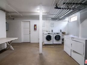 1342 N Crescent Heights Boulevard 2, West Hollywood CA 90046