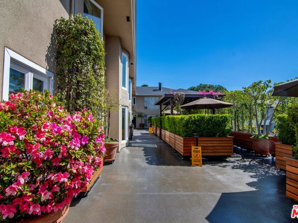 1342 N Crescent Heights Boulevard 2, West Hollywood CA 90046