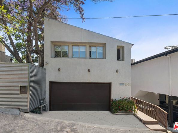 3006 Vista Crest Drive, Los Angeles CA 90068