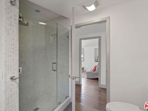 3006 Vista Crest Drive, Los Angeles CA 90068