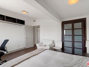 3006 Vista Crest Drive, Los Angeles CA 90068