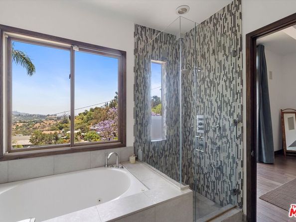 3006 Vista Crest Drive, Los Angeles CA 90068