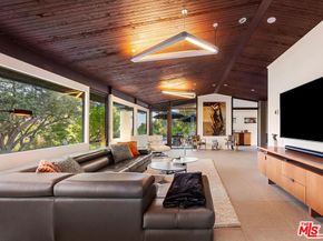 2718 Claray Drive, Los Angeles CA 90077