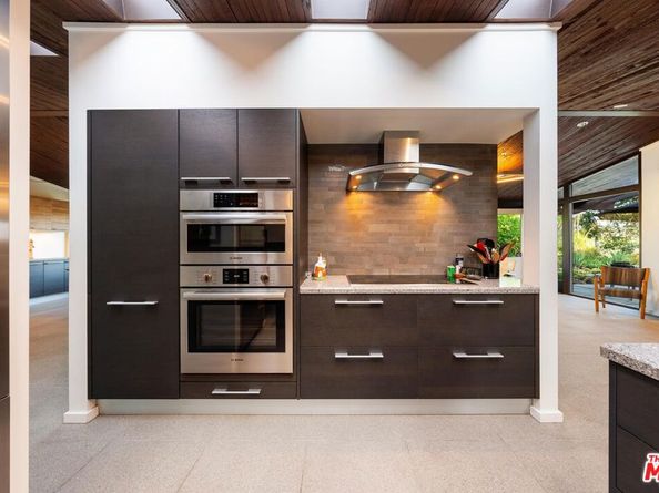 2718 Claray Drive, Los Angeles CA 90077