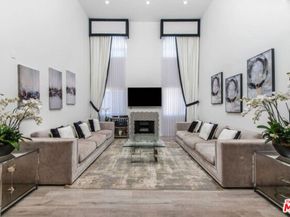 1227 Granville Avenue PH2, Los Angeles CA 90025