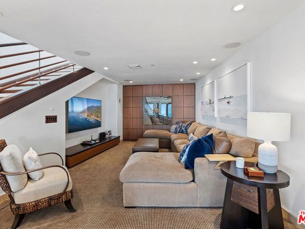 31554 Victoria Point Road, Malibu CA 90265