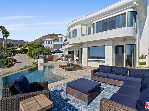 31554 Victoria Point Road, Malibu CA 90265