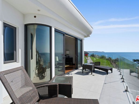 31554 Victoria Point Road, Malibu CA 90265