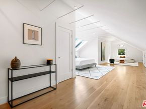 2612 Wallingford Drive, Beverly Hills CA 90210