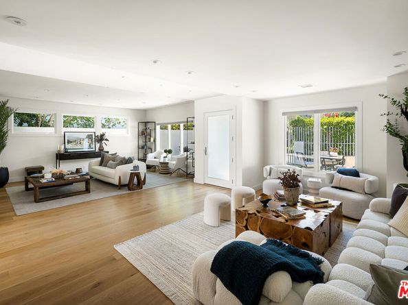 2612 Wallingford Drive, Beverly Hills CA 90210