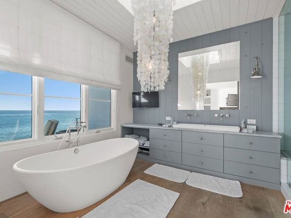 27212 Pacific Coast Highway, Malibu CA 90265