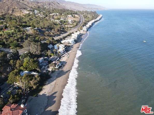 27212 Pacific Coast Highway, Malibu CA 90265