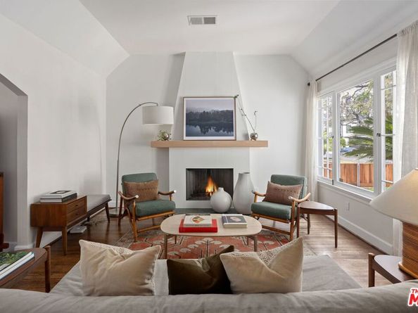 4654 Denny Avenue, Toluca Lake CA 91602