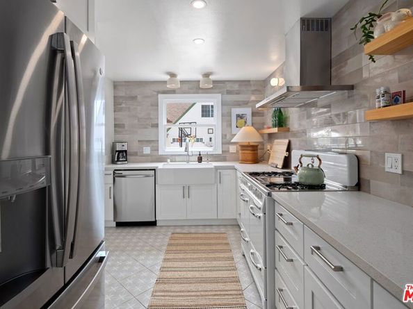 4654 Denny Avenue, Toluca Lake CA 91602