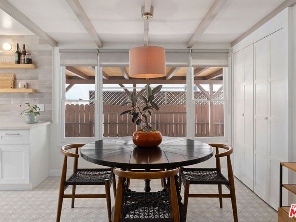 4654 Denny Avenue, Toluca Lake CA 91602