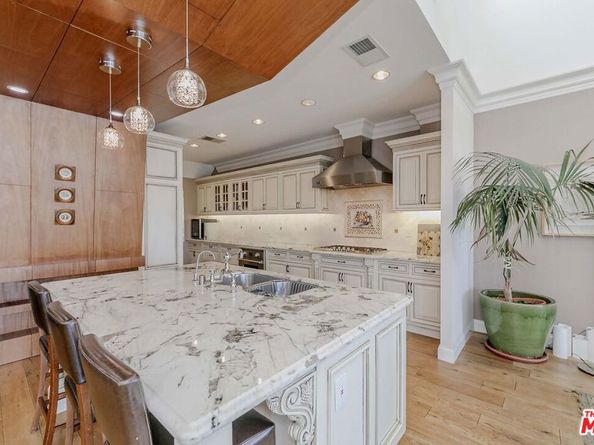 4460 Wilshire Boulevard 705, Los Angeles CA 90010