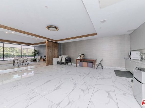 4460 Wilshire Boulevard 705, Los Angeles CA 90010