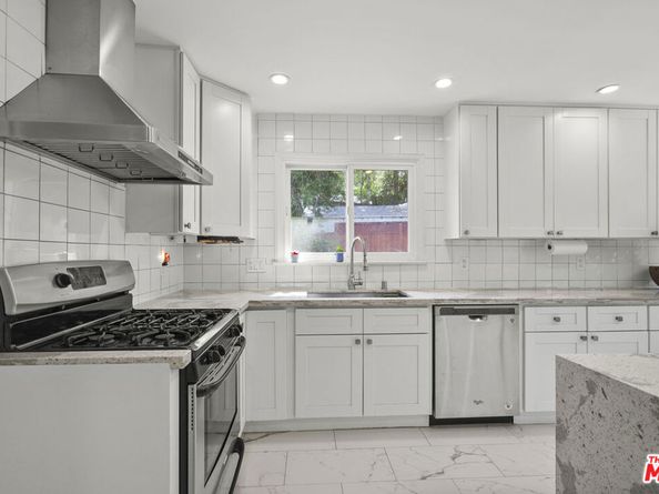 9747 Haines Canyon Avenue, Tujunga CA 91042