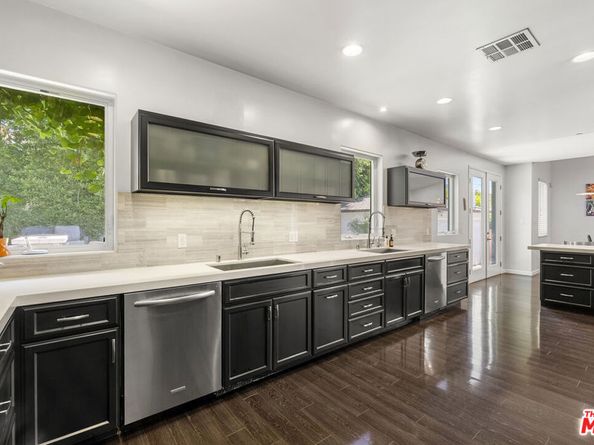 9313 Bolton Road, Los Angeles CA 90034