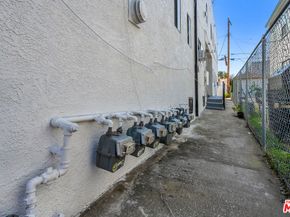 123 S Westmoreland Avenue, Los Angeles CA 90004