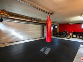 667 Santa Clara Avenue, Venice CA 90291