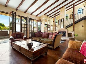 667 Santa Clara Avenue, Venice CA 90291