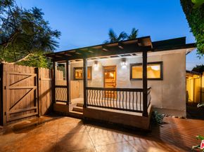 667 Santa Clara Avenue, Venice CA 90291