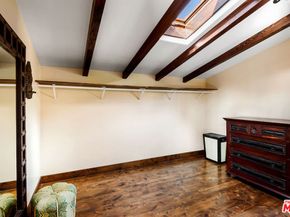 667 Santa Clara Avenue, Venice CA 90291