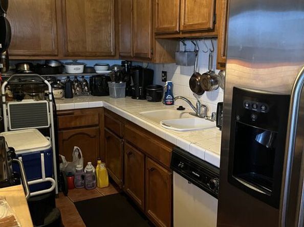 4431 Don Ricardo Drive 10, Los Angeles CA 90008