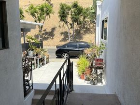 4431 Don Ricardo Drive 10, Los Angeles CA 90008