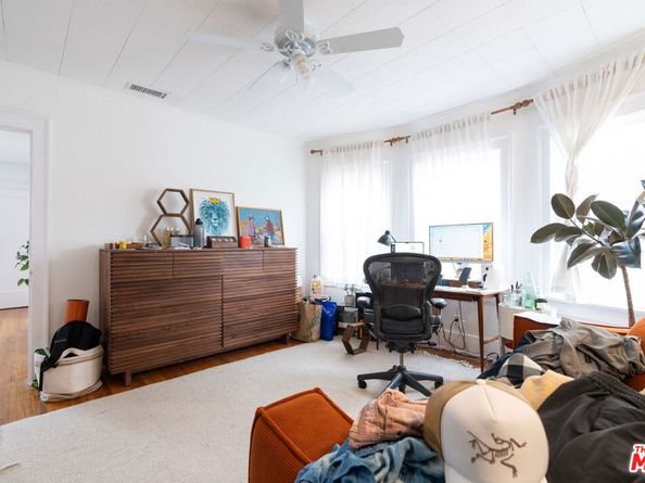 253 N Irving Boulevard, Los Angeles CA 90004