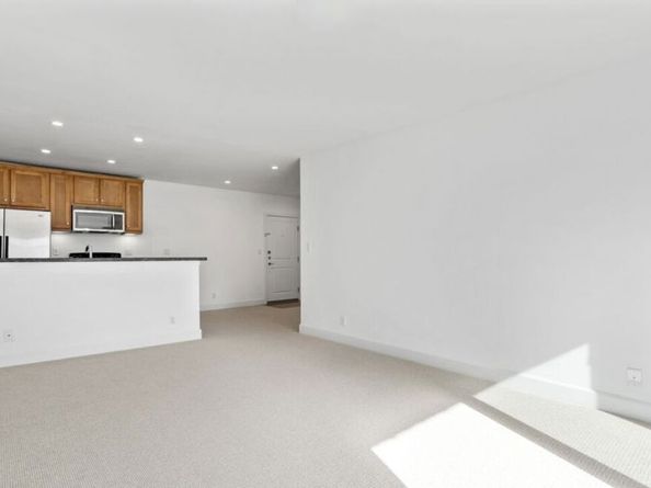 10982 Roebling Avenue 518, Los Angeles CA 90024