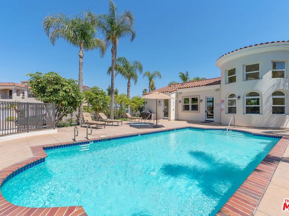 23963 De Ville Way, Malibu CA 90265