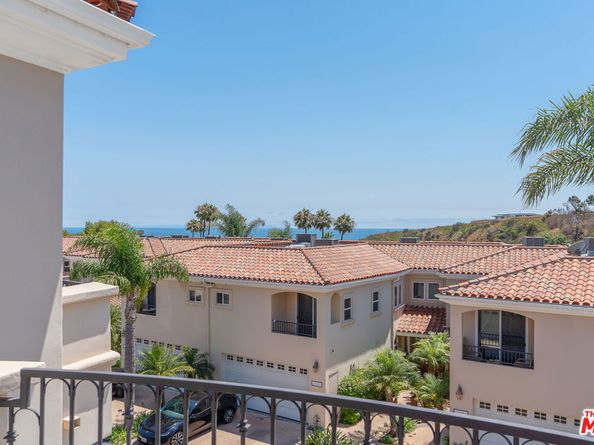 23963 De Ville Way, Malibu CA 90265
