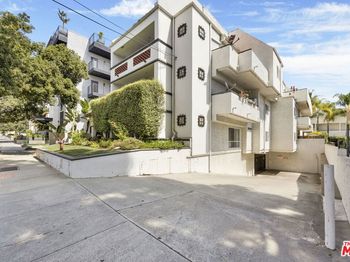 156 S Oak Knoll Avenue
