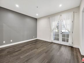 156 S Oak Knoll Avenue 101, Pasadena CA 91101